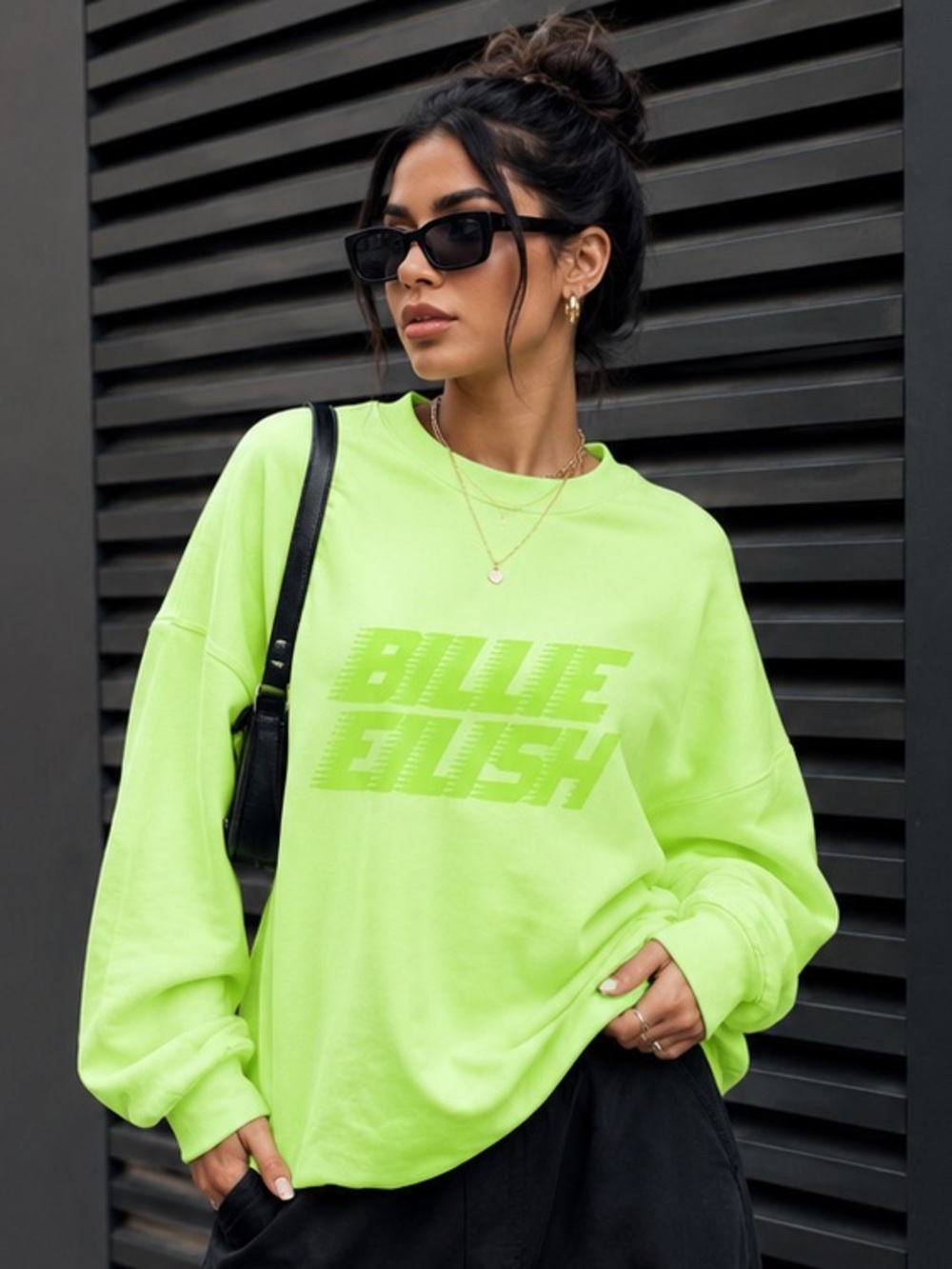 LN Divided SZ L Neon Lime Graphic Crewneck Sweatshirt/Bust 49”